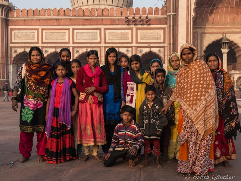 Leute im Qutb Minar