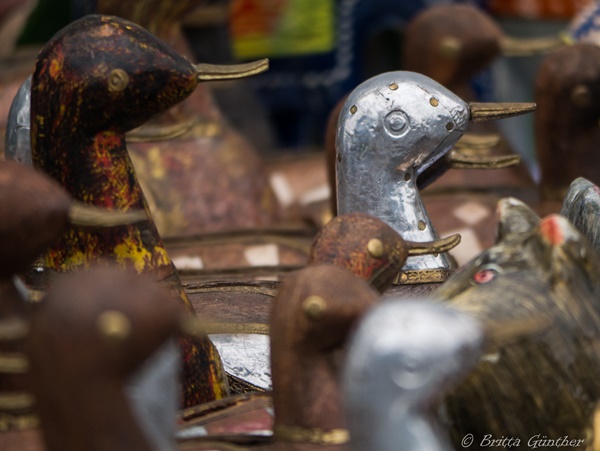 Verschiedene hölzerne Enten