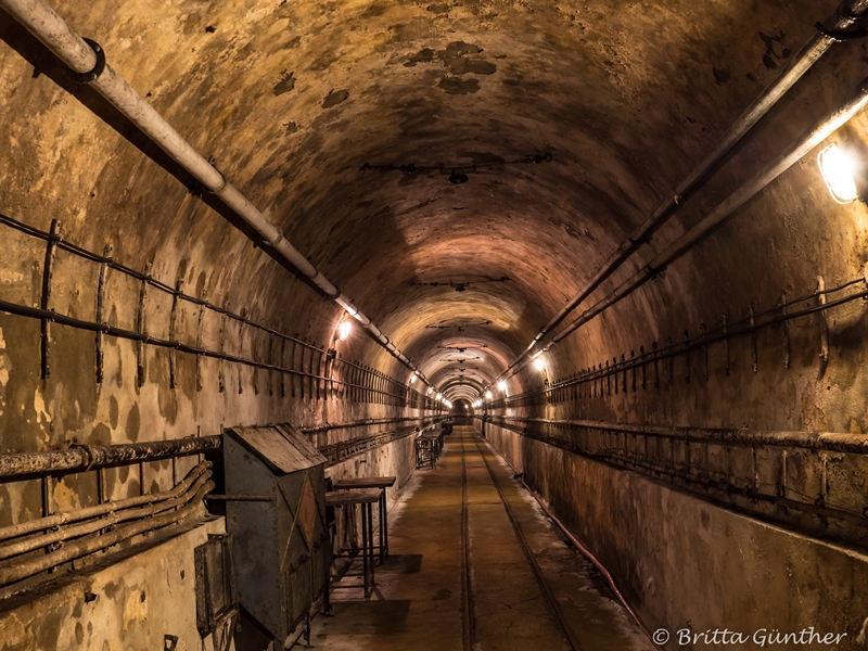 Haupttunnel des Bunkers