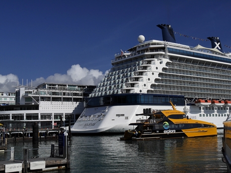 AKL Cruise Ship