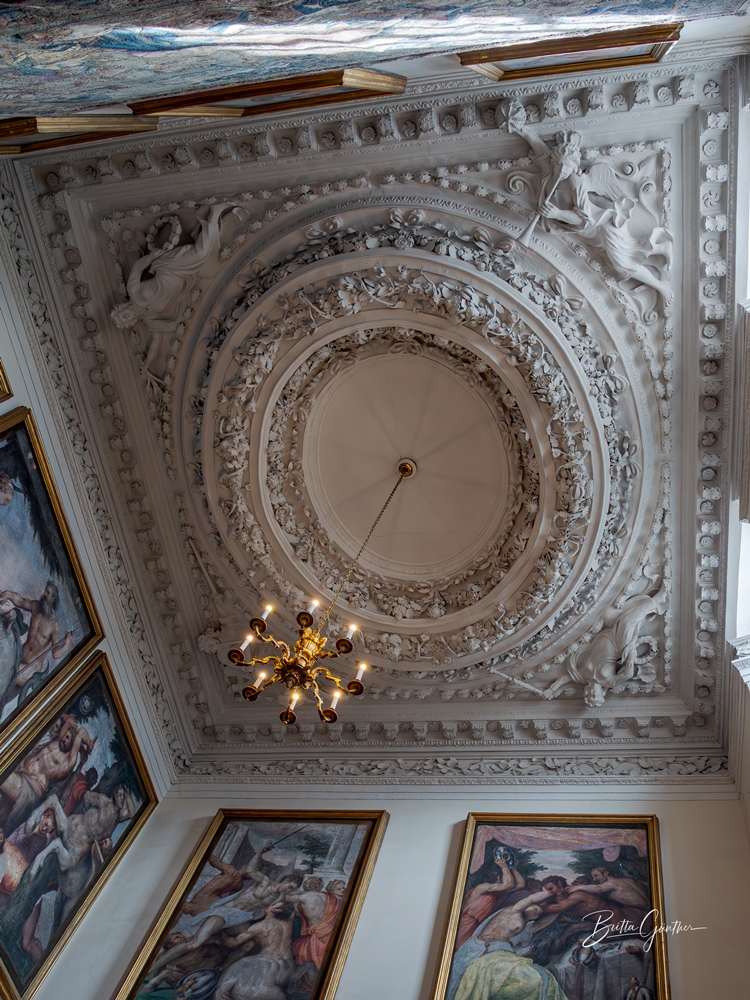 Holyrood House 5