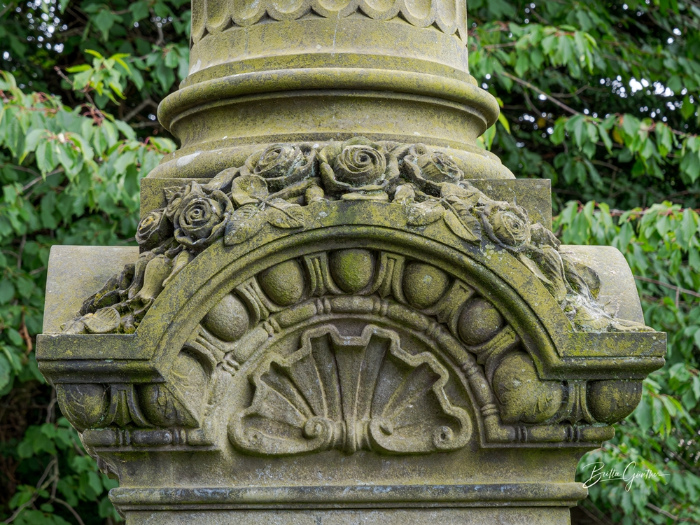 Canongate Kirkeyard 4